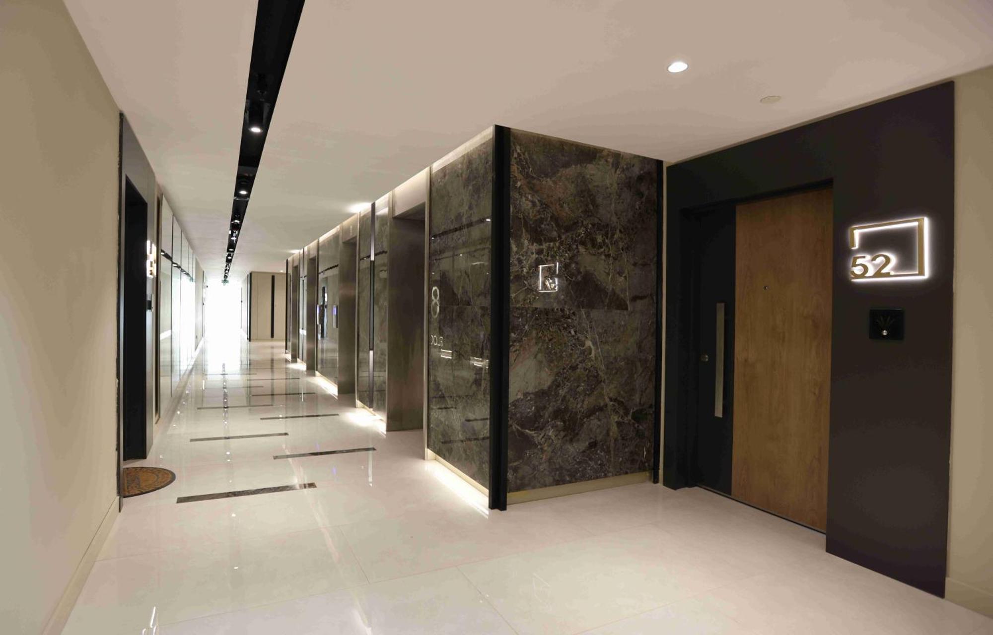 180° View Apartment In Diamond Building Skopje Exterior foto