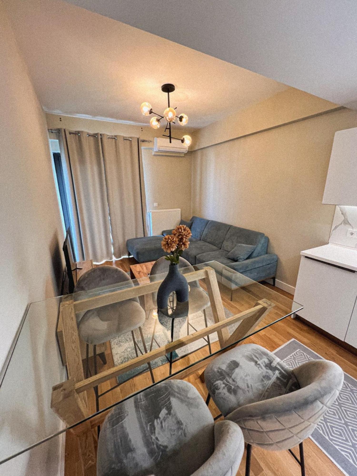 180° View Apartment In Diamond Building Skopje Exterior foto