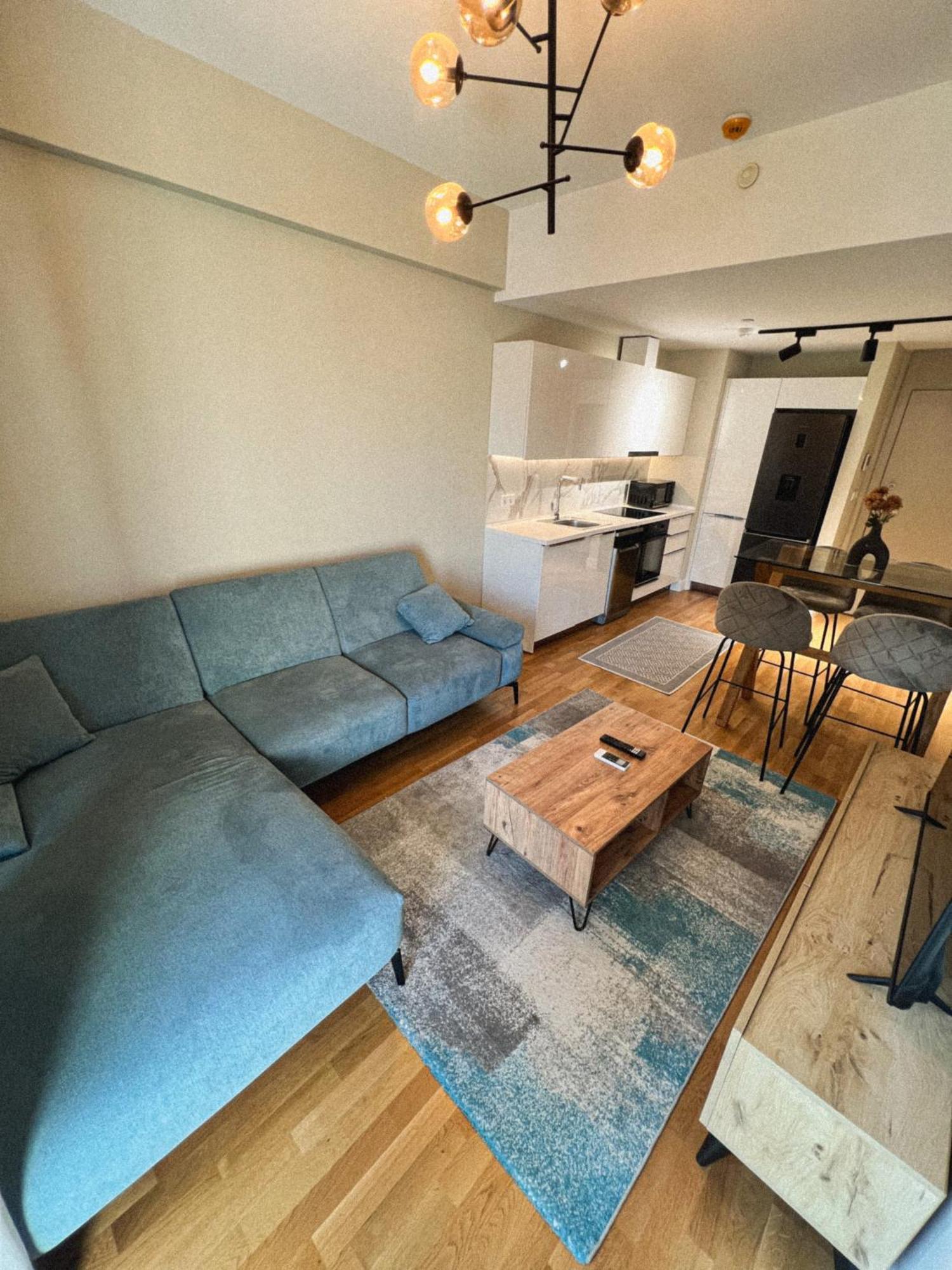 180° View Apartment In Diamond Building Skopje Exterior foto