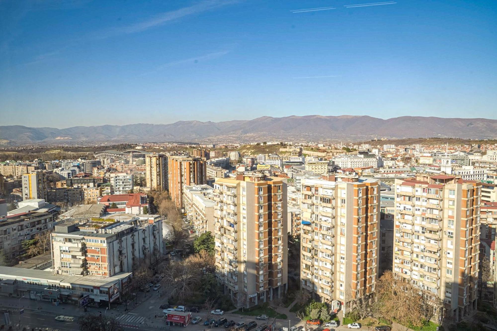 180° View Apartment In Diamond Building Skopje Exterior foto