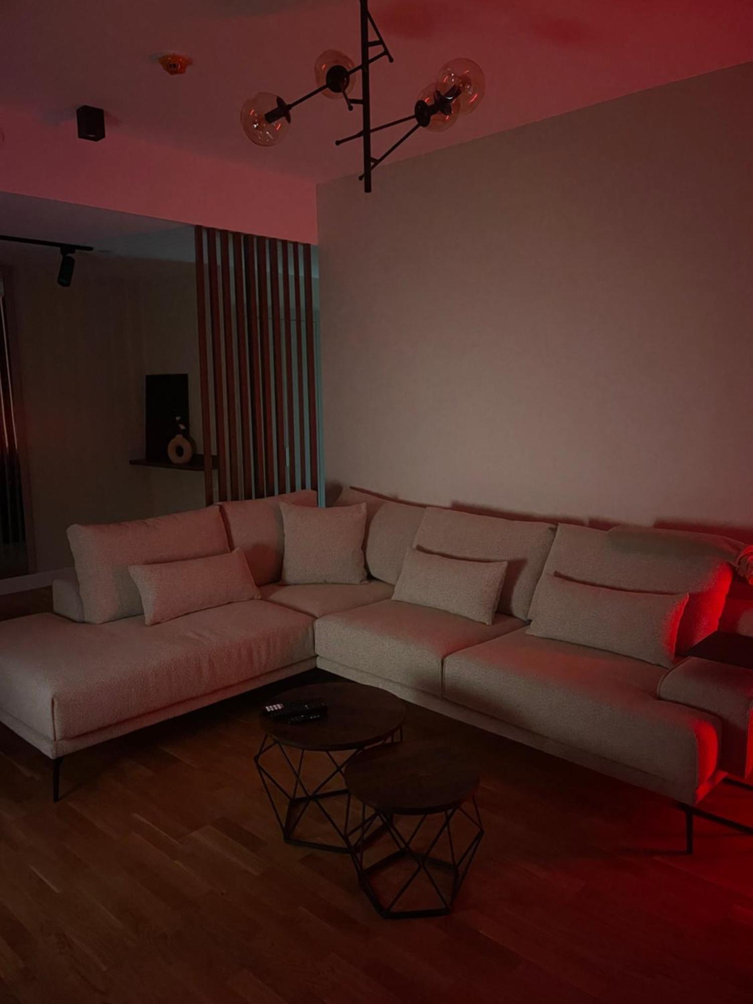 180° View Apartment In Diamond Building Skopje Exterior foto