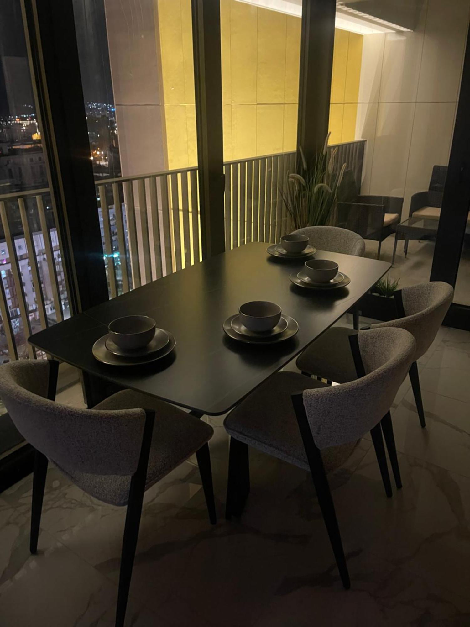 180° View Apartment In Diamond Building Skopje Exterior foto