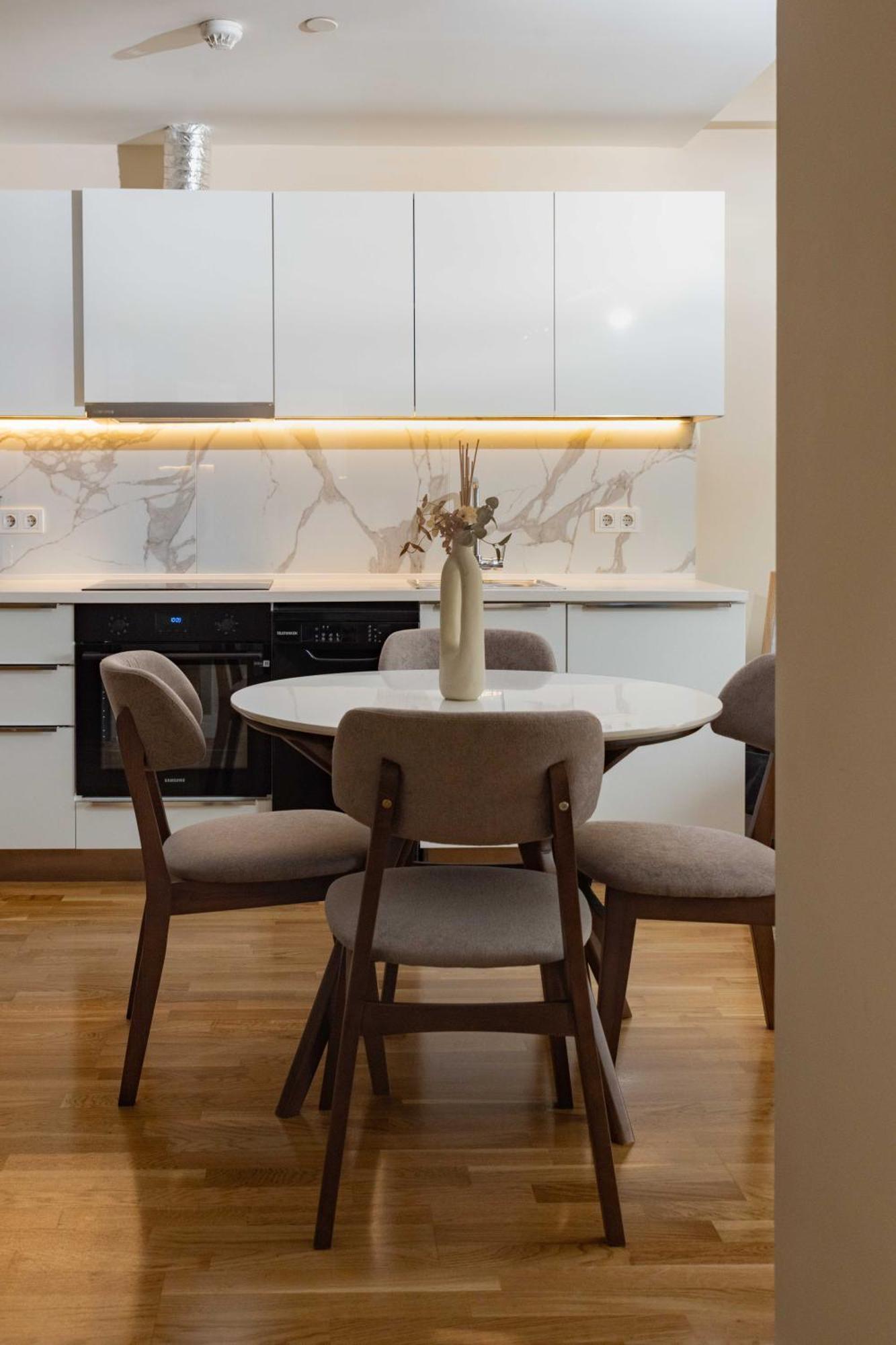 180° View Apartment In Diamond Building Skopje Exterior foto